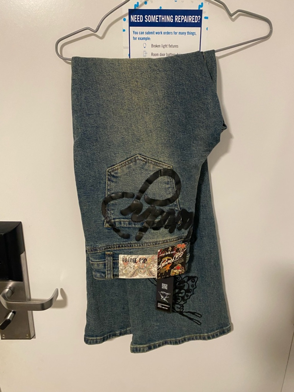 Ed Hardy Jeans - Picture 4 of 4